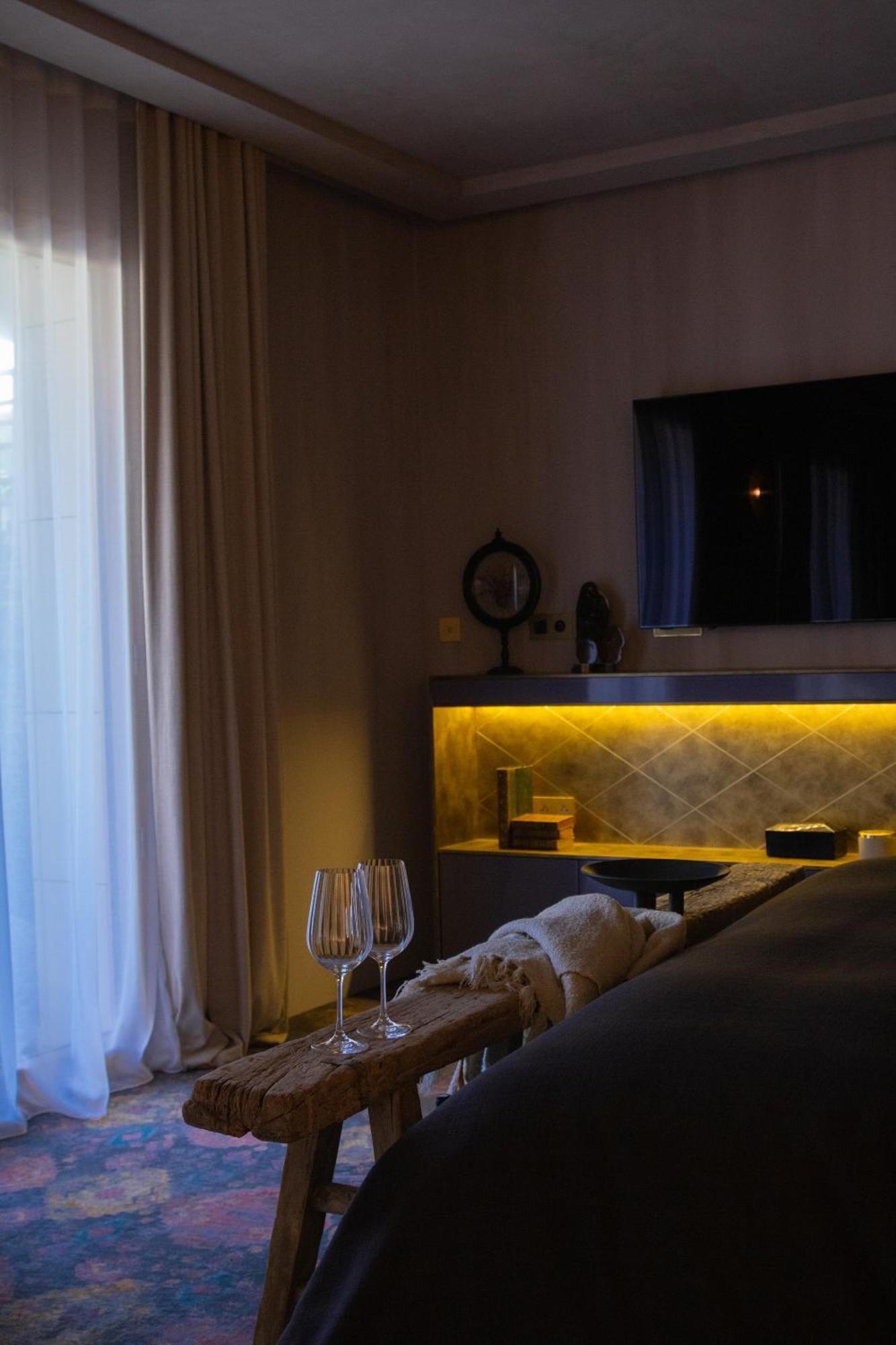 Unique Boutique Hotel Antibes Juan-Les-Pins Eksteriør bilde